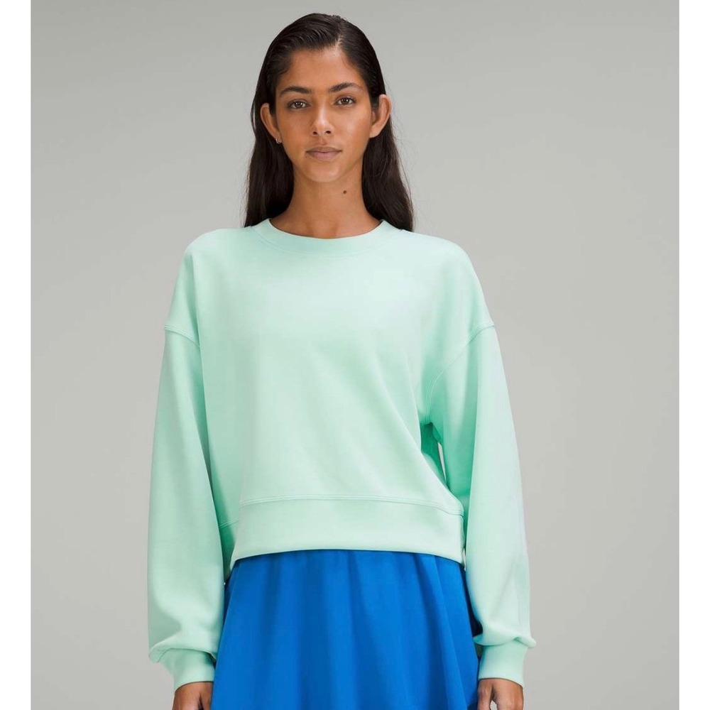 Lululemon Perfectly Oversized Cropped Crew Softstreme Wild Mint Size 6 LW3EZLS